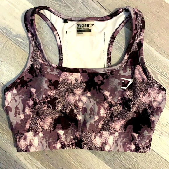 Gymshark Tops - Gymshark purple camo RARE M with cell phone Pocket